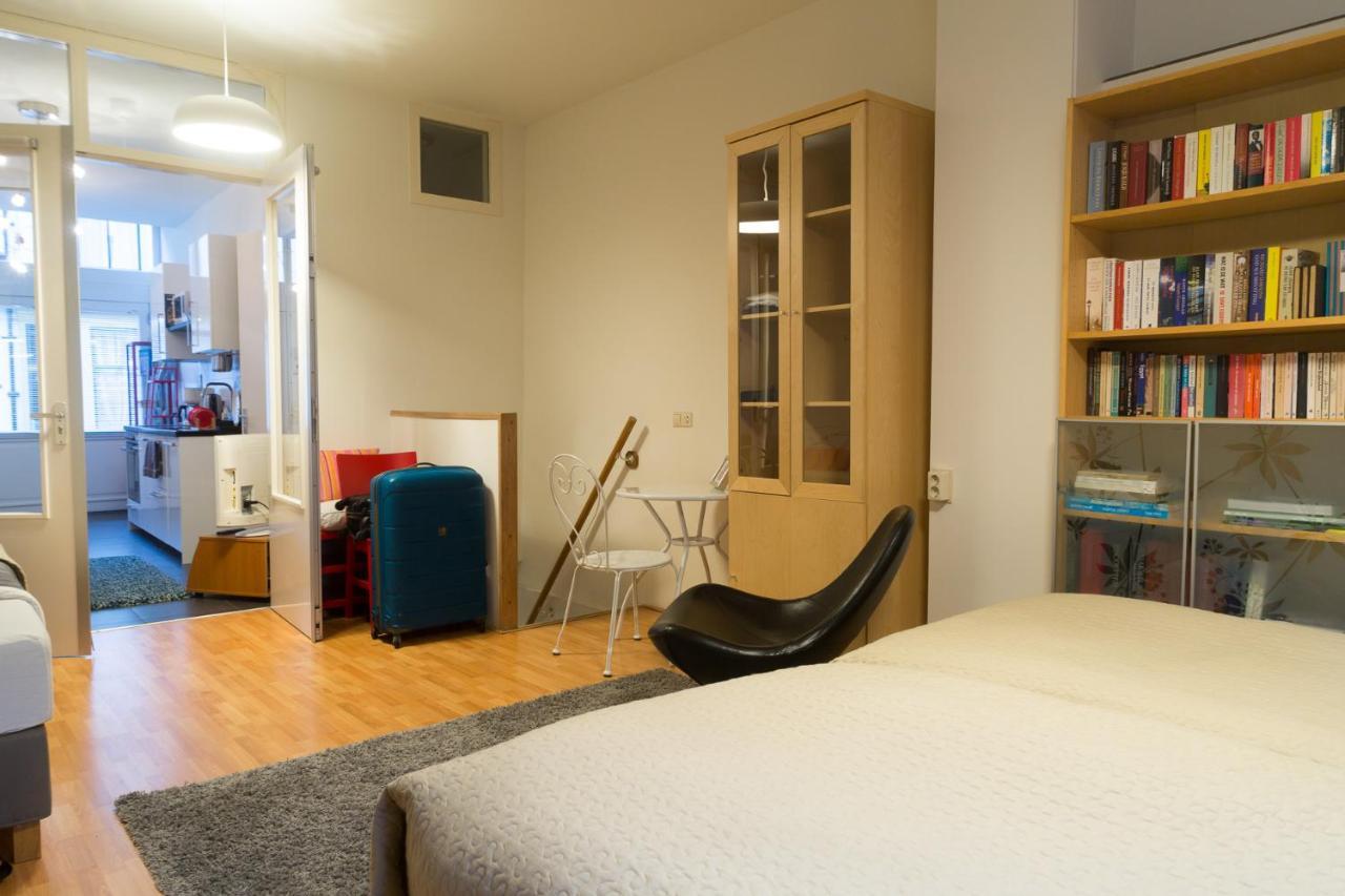 B&B Chez Cho Utrecht Dış mekan fotoğraf